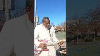 GOSPEL 🔥 ON BASS🎸 FOR JESUS YESHUA STREET PASTOR PREACHER WARREN NYC WORLD🌎WIDE YESHUA REVIVAL!