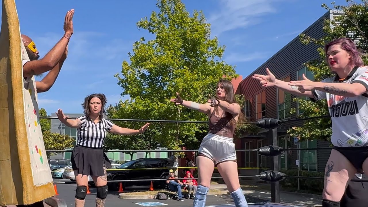 Lara Frazier & Rosie Fingers vs Cereal Man & Pop Tart Indy Wrestling! Full Queer Richmond CA