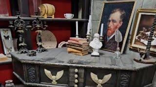 Philosopher's Desk