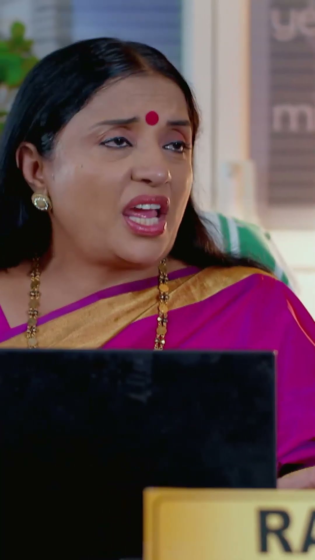 #ChempaneerPoovu ആദ്യം സ്ത്രീകളെ ബഹുമാനിക്കാൻ പഠിക്കൂ