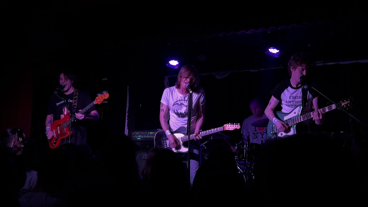 Guarda garbagebarbie · 2025-06-05 · El Cid · Los Angeles · full live show su YouTube Guarda garbagebarbie · 2025-06-05 · El Cid · Los Angeles · full live show su YouTube
