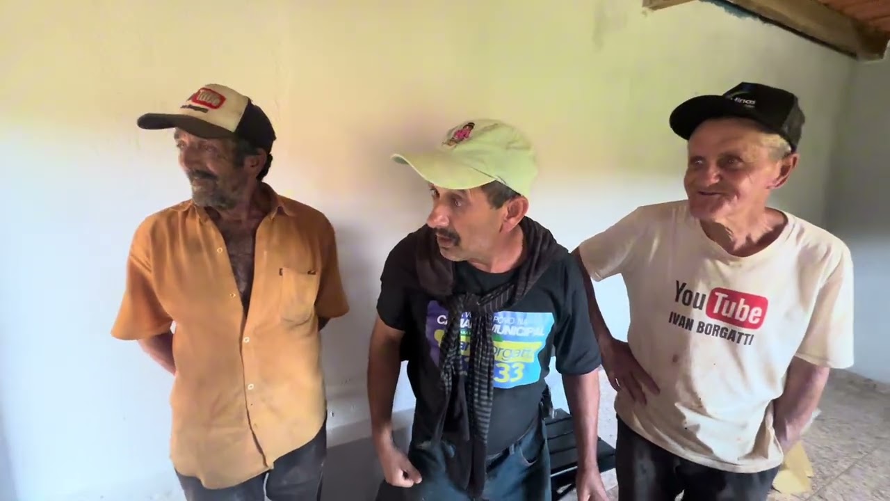 TÍ Clóvis doou a cama da mãe dele para o Deco… 