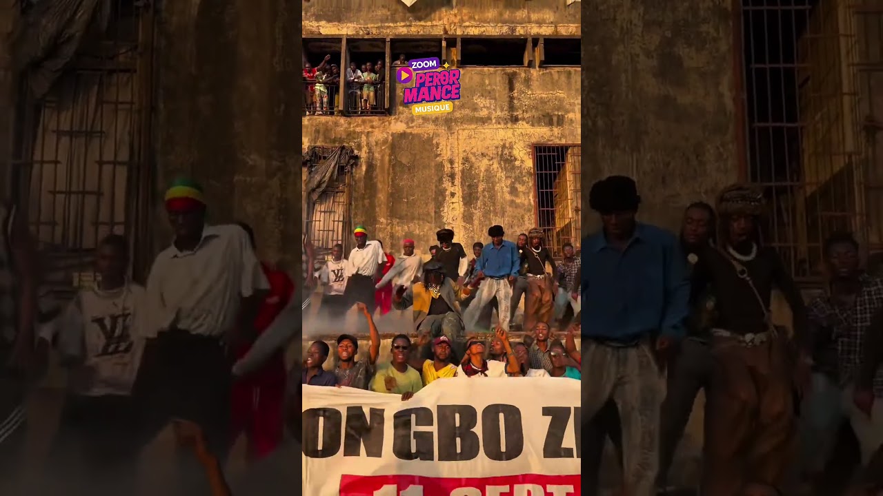 Ansty-Crazy zénith #viral #guinée auf YouTube ansehen Ansty-Crazy zénith #viral #guinée auf YouTube ansehen