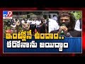 Vijay Devarakonda pats role of cops in battle against Covid-19