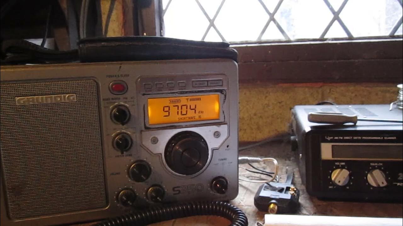 Vatican Radio Shortwave Station from Vatican City received on old Grundig S350, 9705 kHz 31m