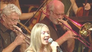 JAMES LAST - Hit Medley:  Charmaine/Ja Ja Der Chiantiwein/Singing In The Rain (R.A.H. London 2007)