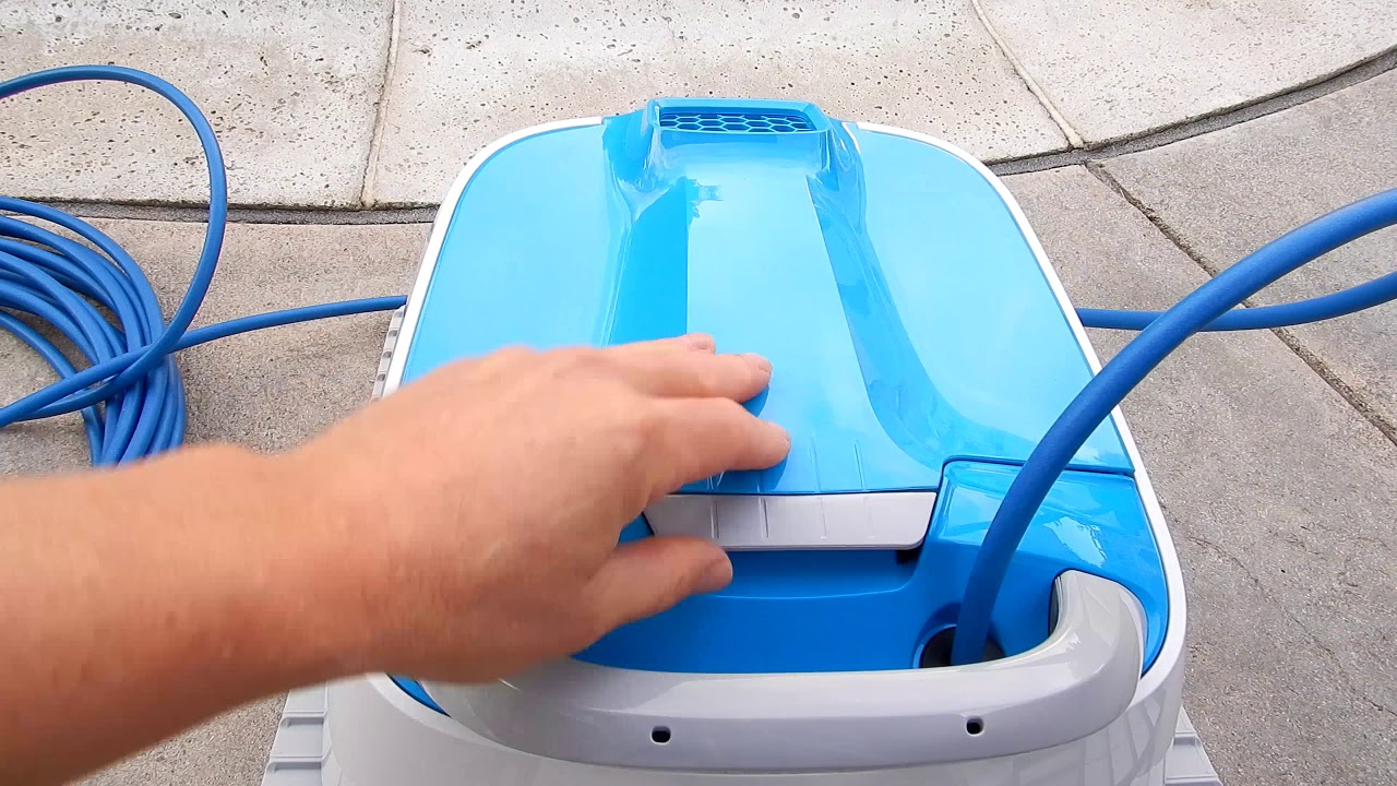 Dolphin Proteus DX4 Robotic Pool Cleaner - YouTube