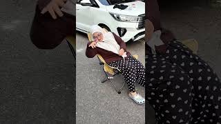 enak banget kalo lagi hiking atau camping ceria bawa bangku ini