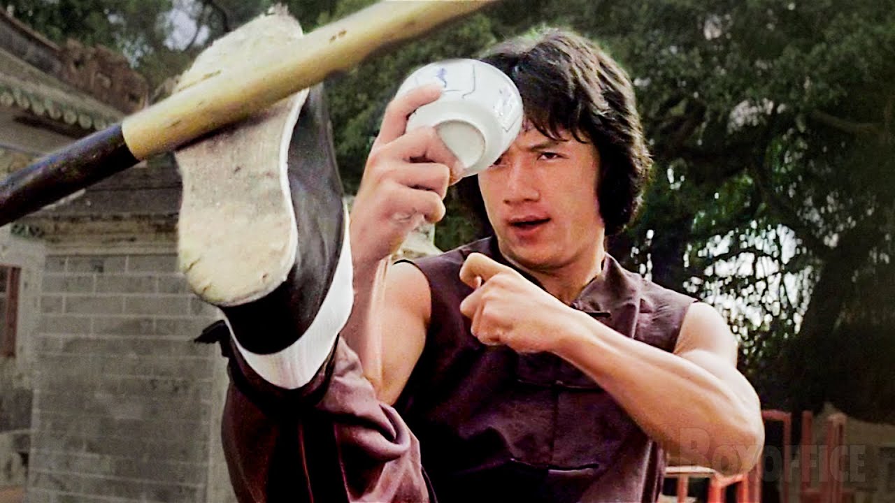 Jackie Chan humiliates an arrogant fool | Drunken Master | CLIP