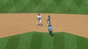 TEX@STL: Moreland ruled safe after replay