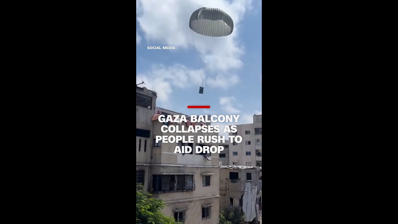 Balcony collapses in Gaza under weight of crowd scrambling for aid