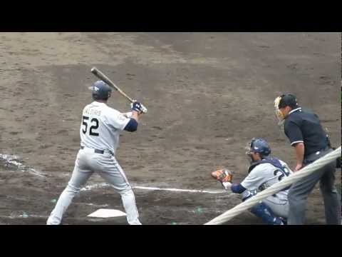 バルディリス選手のバッティング。オリックス春季キャンプ2013