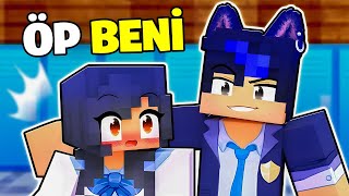 ÖĞRETMENİM SEVGİLİMİ ZORLA ÖPTÜ ! - kavga çıktı (Minecraft Parodi)