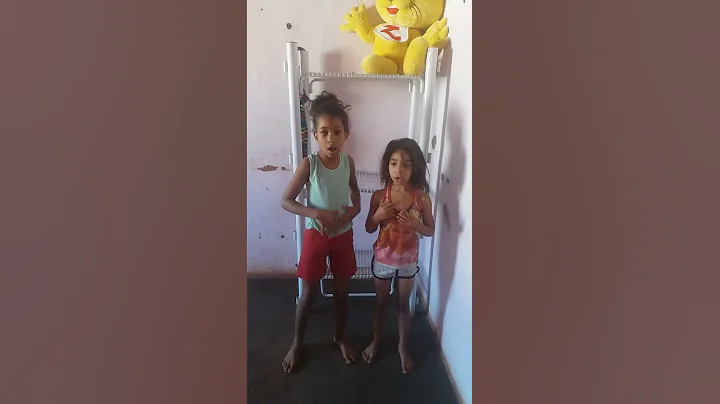 oi galera eu sou vitoria e Minha Inman Barbara (1)
