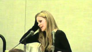 Kristin Bauer van Straten Phoenix Comic Con Panel 2011 Pt. 4.mp4