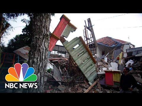 Hundreds trapped after deadly earthquake in indonesia