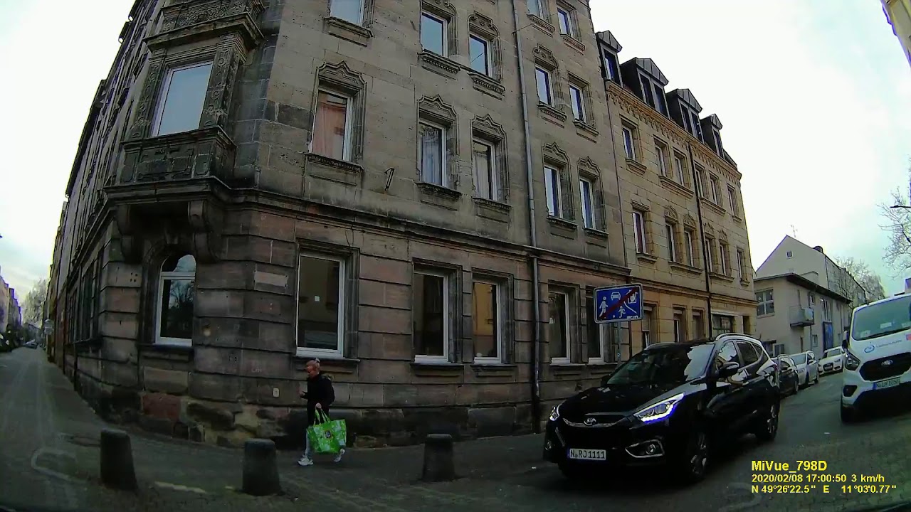 D: Nürnberg. Fahrt durch den Stadtteil Sankt Leonhard. Februar 2020