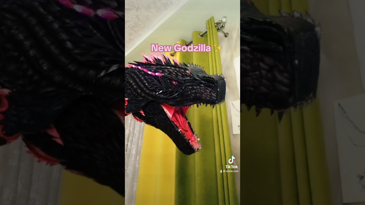 Old Godzilla V/S New Godzilla! 