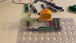 Snap Circuits Junior Select: Hear the Motor with Light