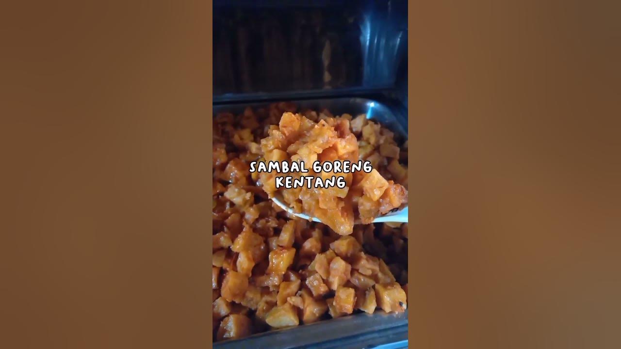 bener ga kalau adat betawi, menu prasmanan nya begini ?? hehe #adatbetawi #nikahan #fyp #shortsvideo