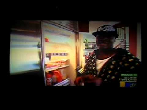 Yung Joc and Whynatte Latte on MTV Cribs