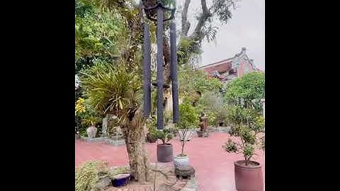 “Xây chùa tạc tượng đúc chuông, Ba công đức ấy thập phương nên làm”