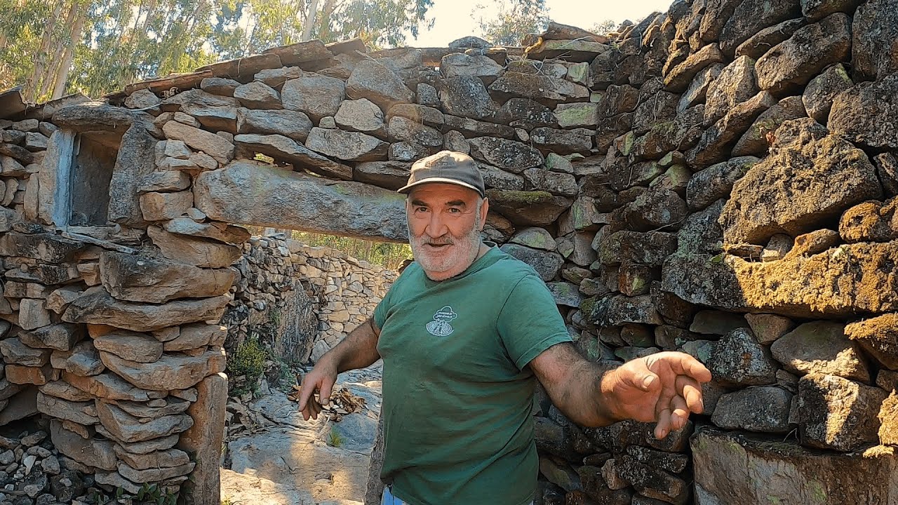BIENVENIDO y su hijo van a RECUPERAR esta pequeña ALDEA ABANDONADA. Explorando CASAS ABANDONADAS.
