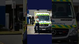 🇦🇺 Sydney Paramedic Maintains Health With Natural Motion #dance #shorts #dancevideo
