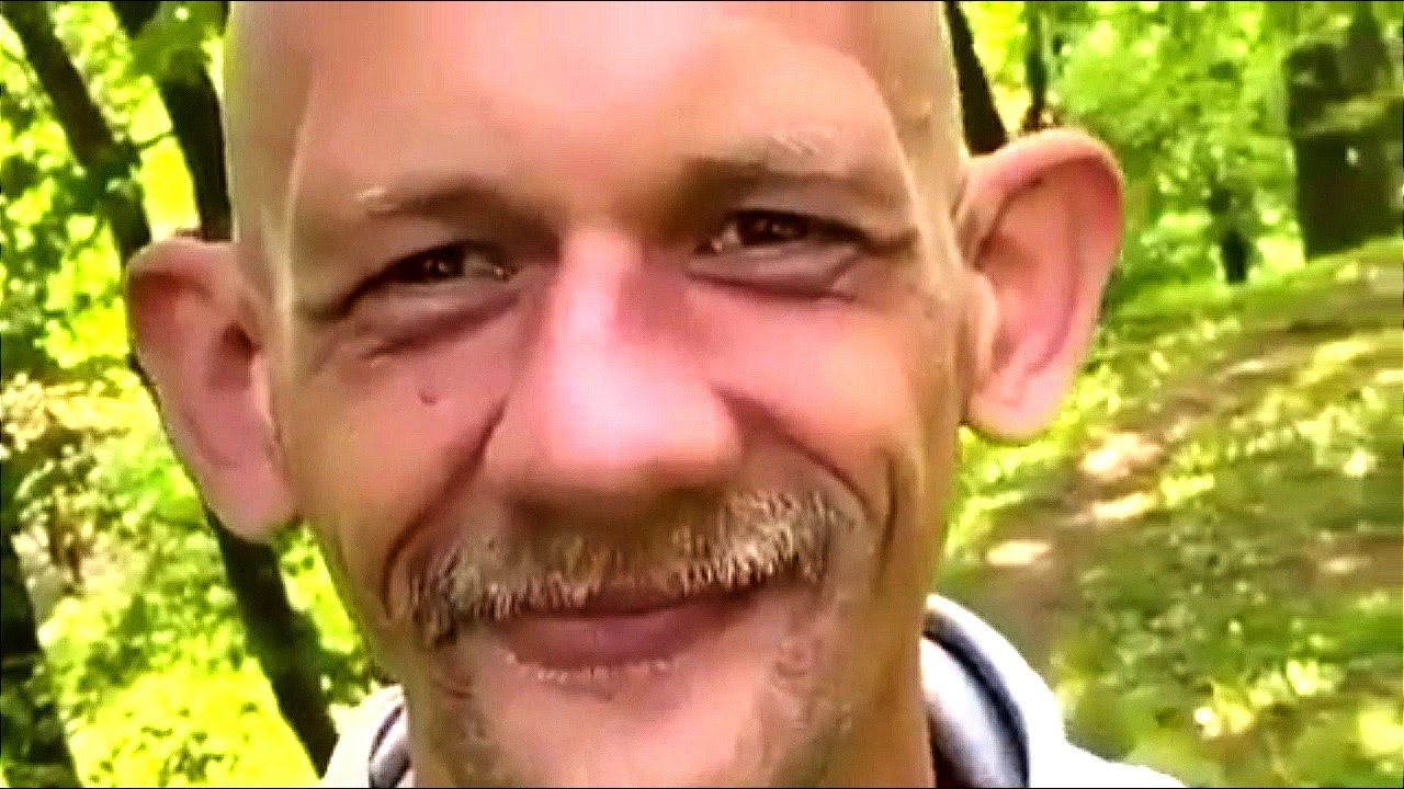 he just like me fr - YouTube