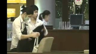 20110211Fri 2ส้มถูพื้น