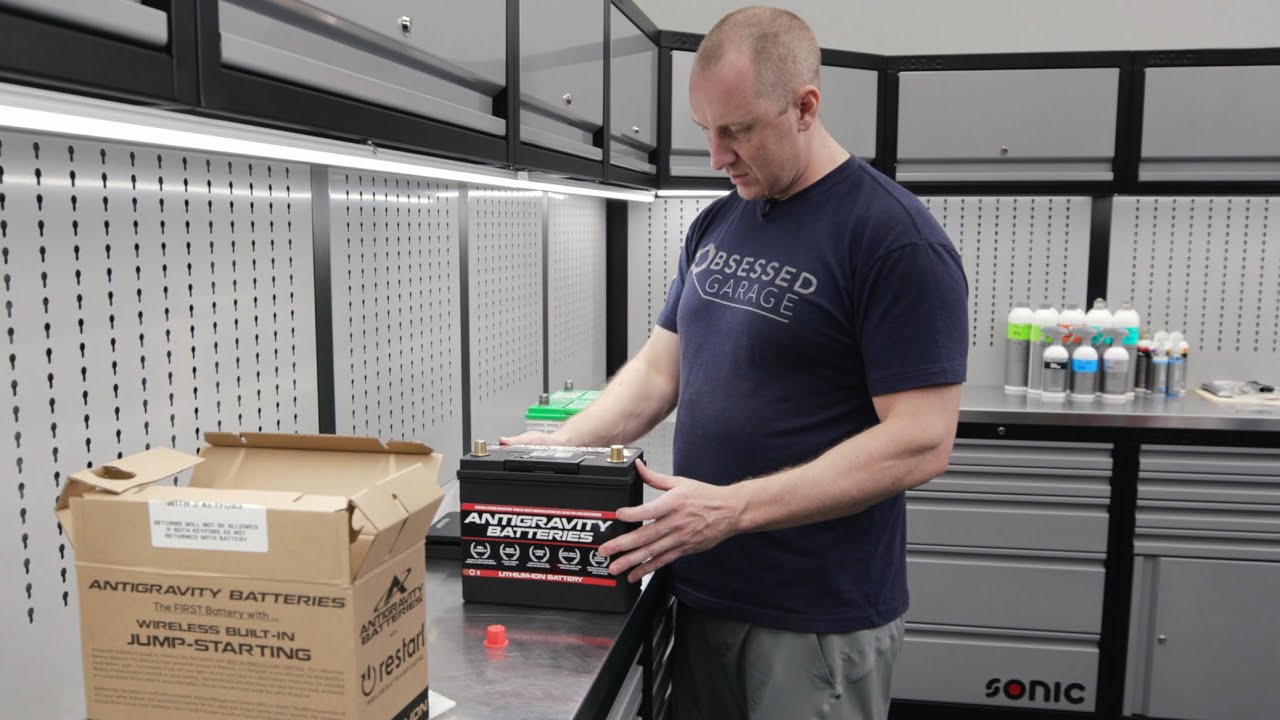 Installing an Antigravity Battery In The EM1 Civic SI