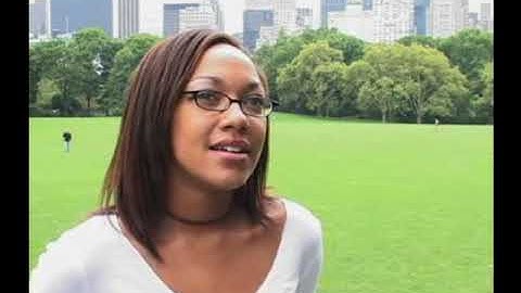 Top Notch 2 - Unit 9 Street interviews: Are you a computer addict?