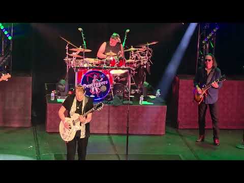 GEORGE THOROGOOD AND THE DESTROYERS Move It on Over Live Bataclan Paris 2026