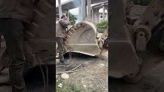 Excavator Bucket Repair
