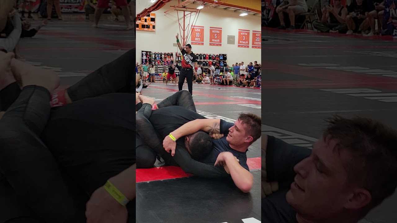 First NAGA no gi middle weight novice division won by points