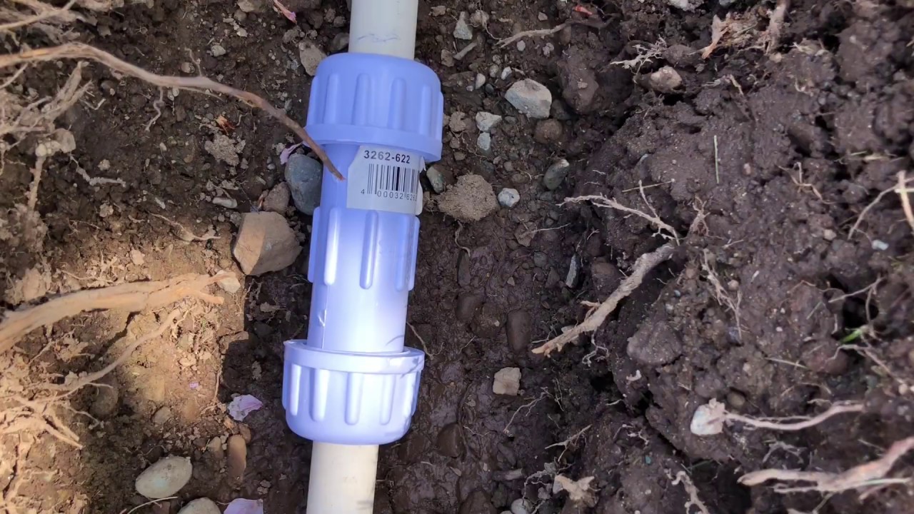 FIXING MY SPRINKLER PVC LEAK YouTube