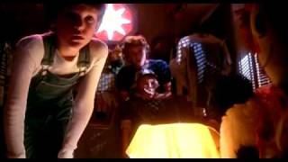E-T the Extra Terrestrial Original Trailer 1982 E-T the Extra Terrestrial Original Trailer 1982