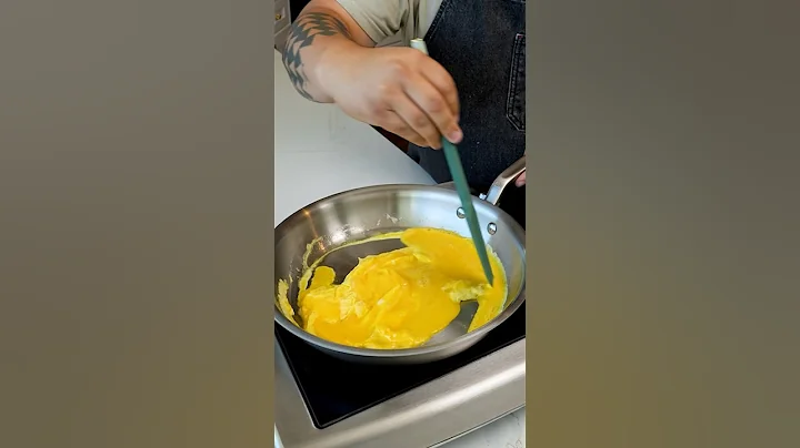 YOU can make eggs in stainless steel! 🥚🍳