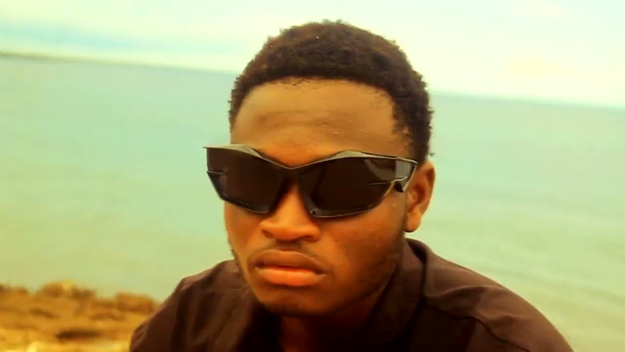 Fakitwe Mavaria Ft Naspetholas Marques Garson