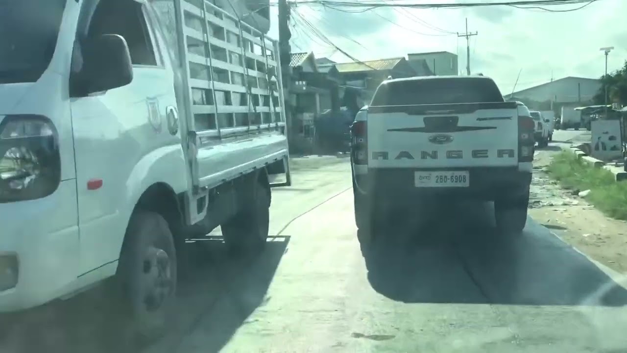 Morning view of a street on the outskirts of Phnom Penh