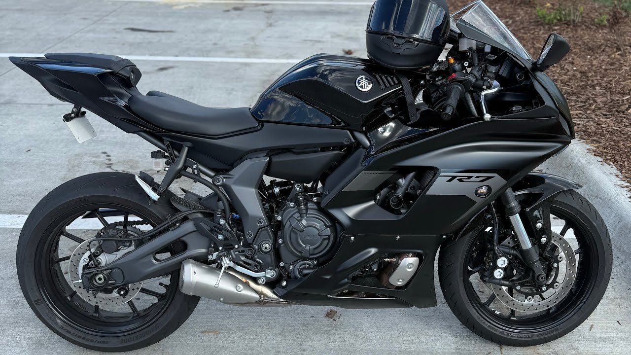 Black R7 Multi Coloured Rider Riding my new r7 - YouTube