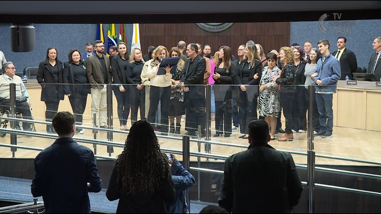 Capacit da Apae recebe homenagem na Câmara de Vereadores