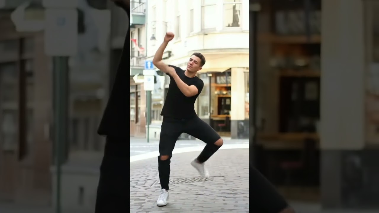 Holiday Ops Welcomes Benedict Cumberbatch | World of Tanks 