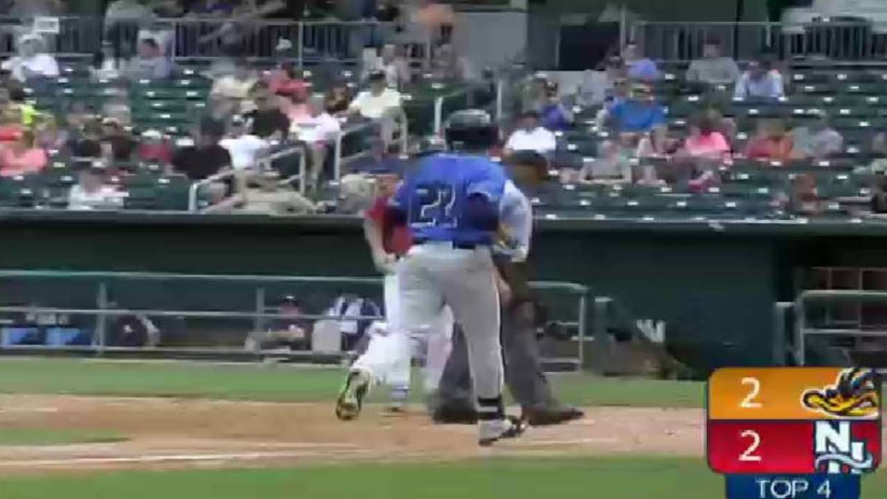 Ducks Zimmer blasts second homer off video board