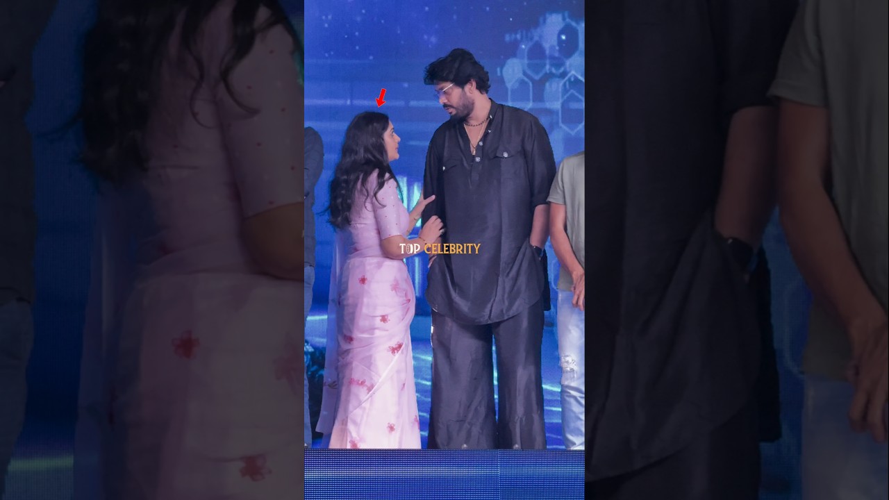 స్టేజ్ పై శైలజ ప్రియా చూడండి ఎలా ఇబ్బంది పడుతుందో! 