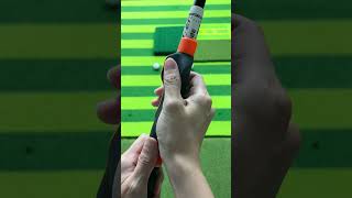 Most beginners get this wrong… #golfgift #golfaccessories #golftiktok #golfswing #golfgrip