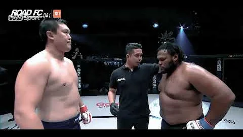 Is this Real? 300 lbs Taekwondo Master in the UFC ...