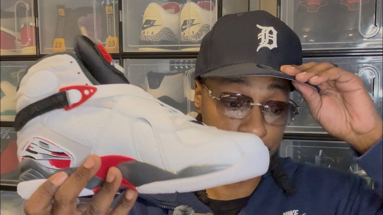 CLASSIC?!! Air Jordan 8 'Bugs Bunny' 2025 Sneaker Review & On Feet
