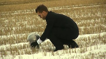 Hot Insane 3D Animation of a Seismic Data Transfer Survey"