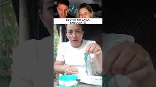 Tu hermana se niega a comprar una esponja nueva para los platos